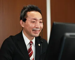 弁護士小林芳郎