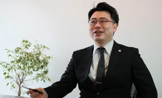 弁護士 戸谷彰吾